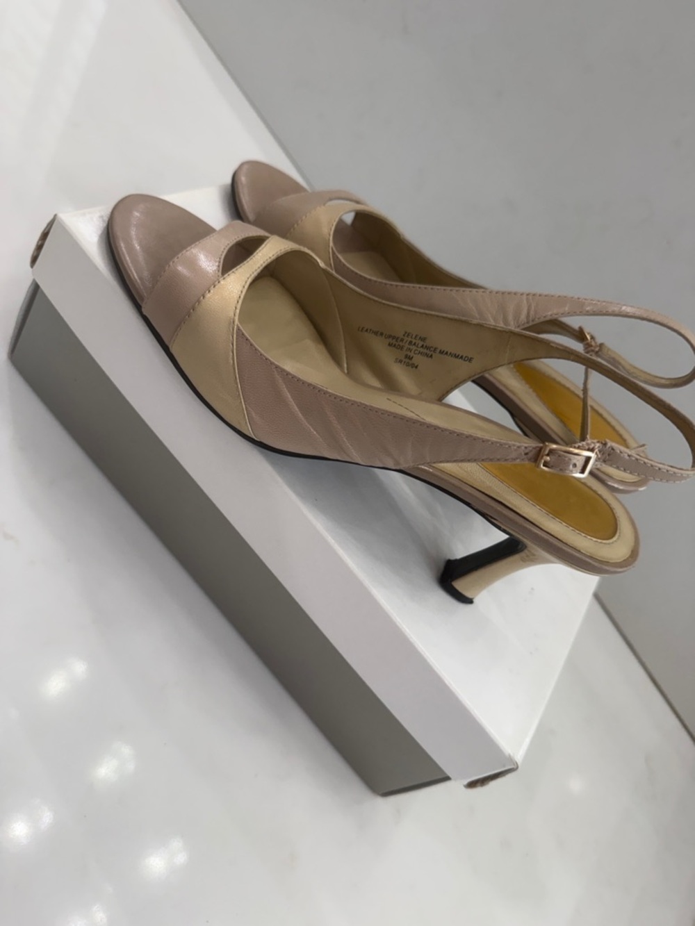 Liz Claiborne Flex “Zelene” Taupe/Nude Slingback Heels – Size 9M